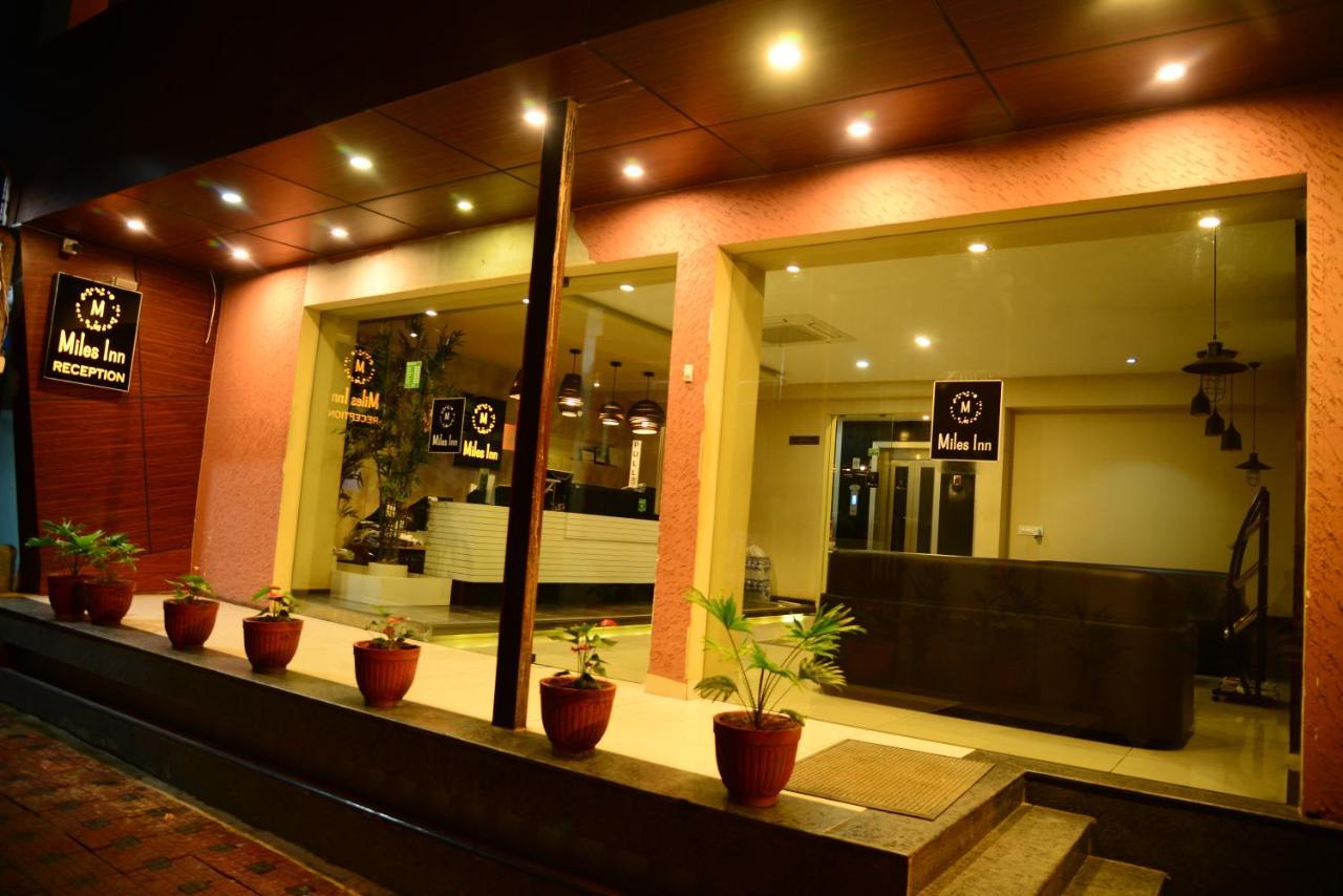 חסן Miles Inn Hotel מראה חיצוני תמונה